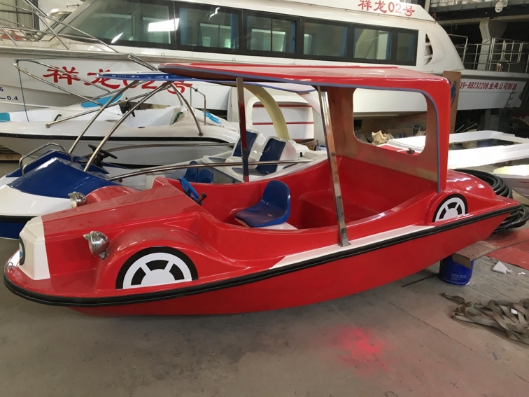4人老爺車(chē)電動(dòng)船