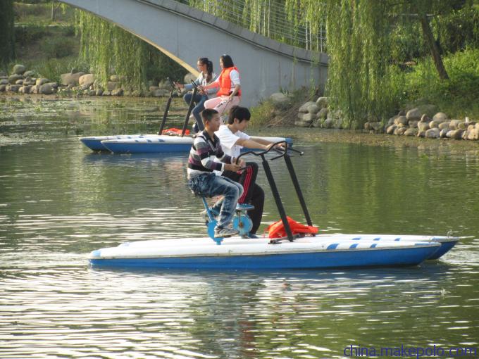 水上雙人自行車(chē)