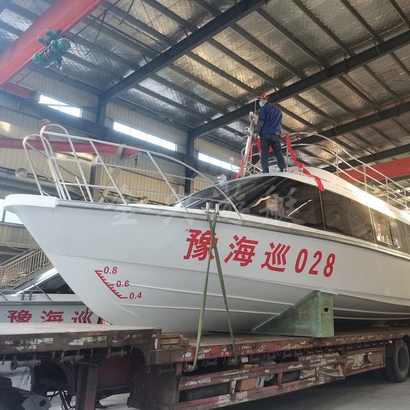 廠家供應(yīng)玻璃鋼客船，巡邏艇，交通艇，公務(wù)接待艇，觀光艇，游艇